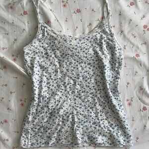 brandy melville skylar blue and white floral tank top